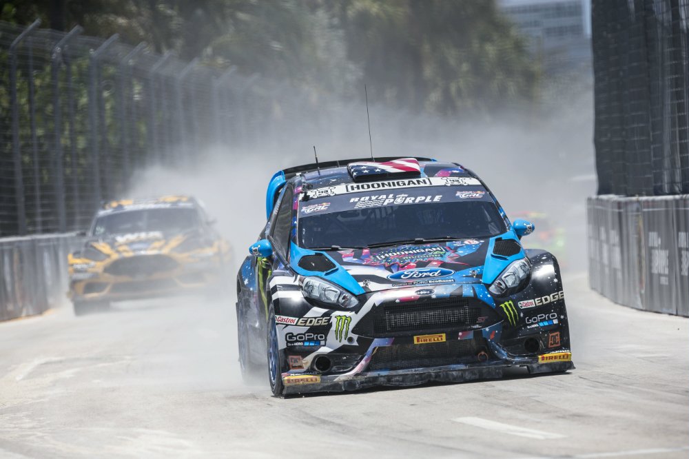 Ken Block races during finals at Red Bull Global Rallycross in Fort Lauderdale, Florida, USA on 31 May 2015. [Garth Milan/Red Bull Content Pool]