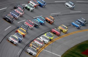 The field packs up during the 2015 NASCAR Sprint Cup Series fall race at Talladega Superspeedway. [Credit: Photo by Brian Lawdermilk/Getty Images]