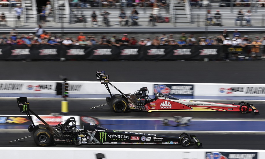 Doug Kalitta roared to the No. 1 qualifying spot in Top Fuel for the NHRA Mello Yello Drag Racing Series' NHRA Carolina Nationals at zMAX Dragway. [CMS/HHP photo]