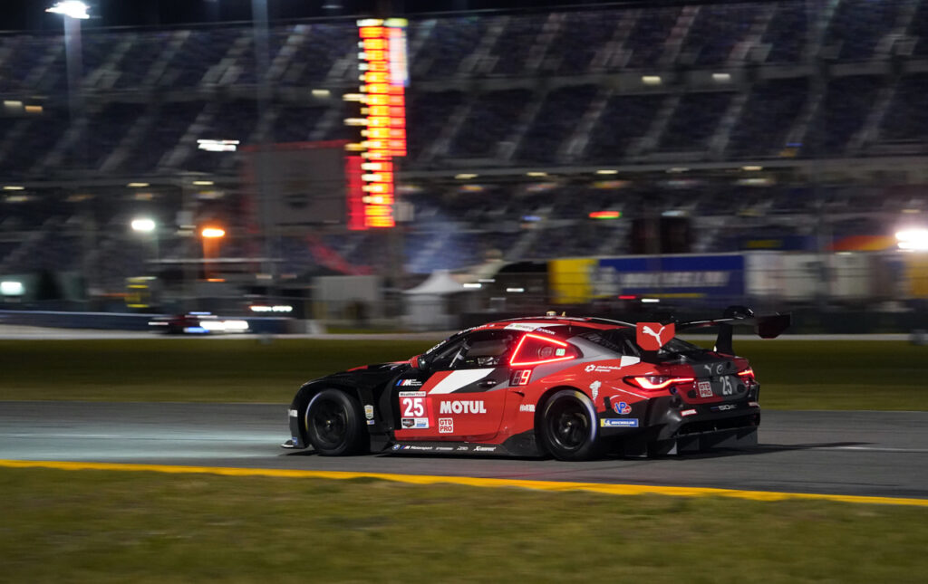 BMW racing into the night. [Jack Webster photo]