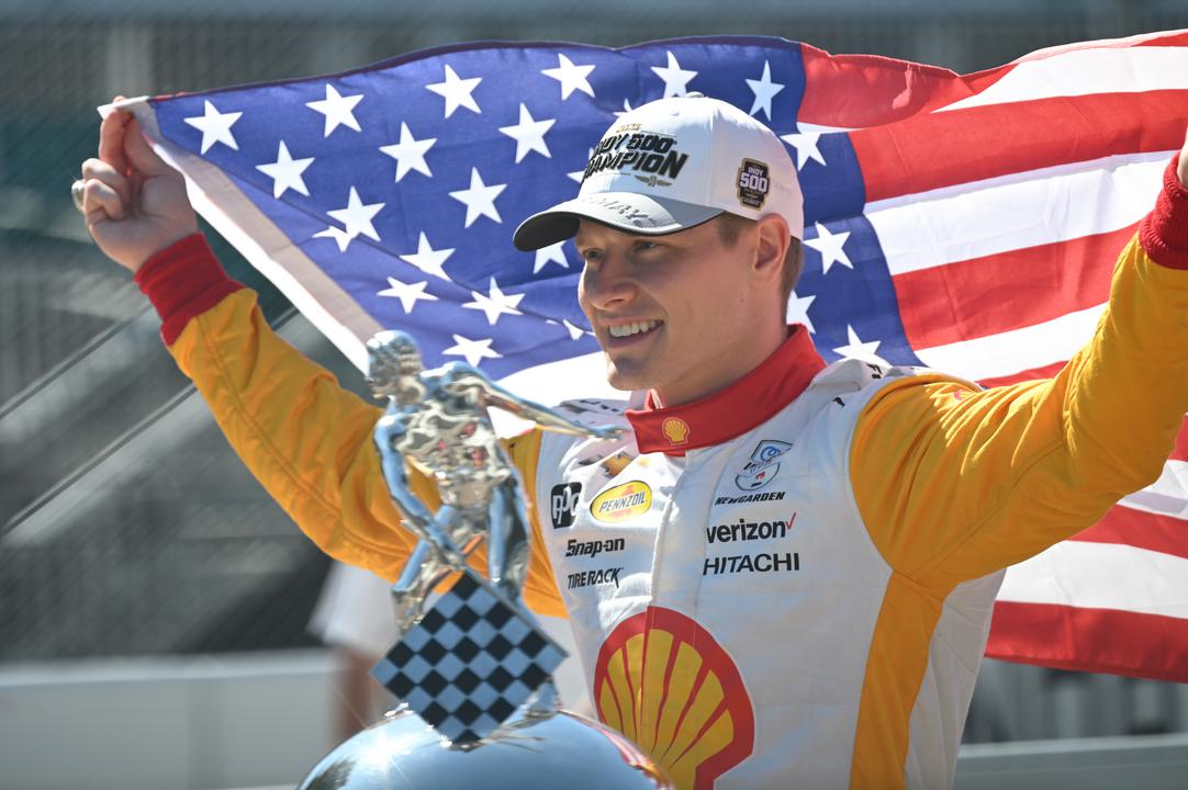 Josef Newgarden with The Borg-Warner Trophy - Winner Photoshoot - By: Doug Mathews